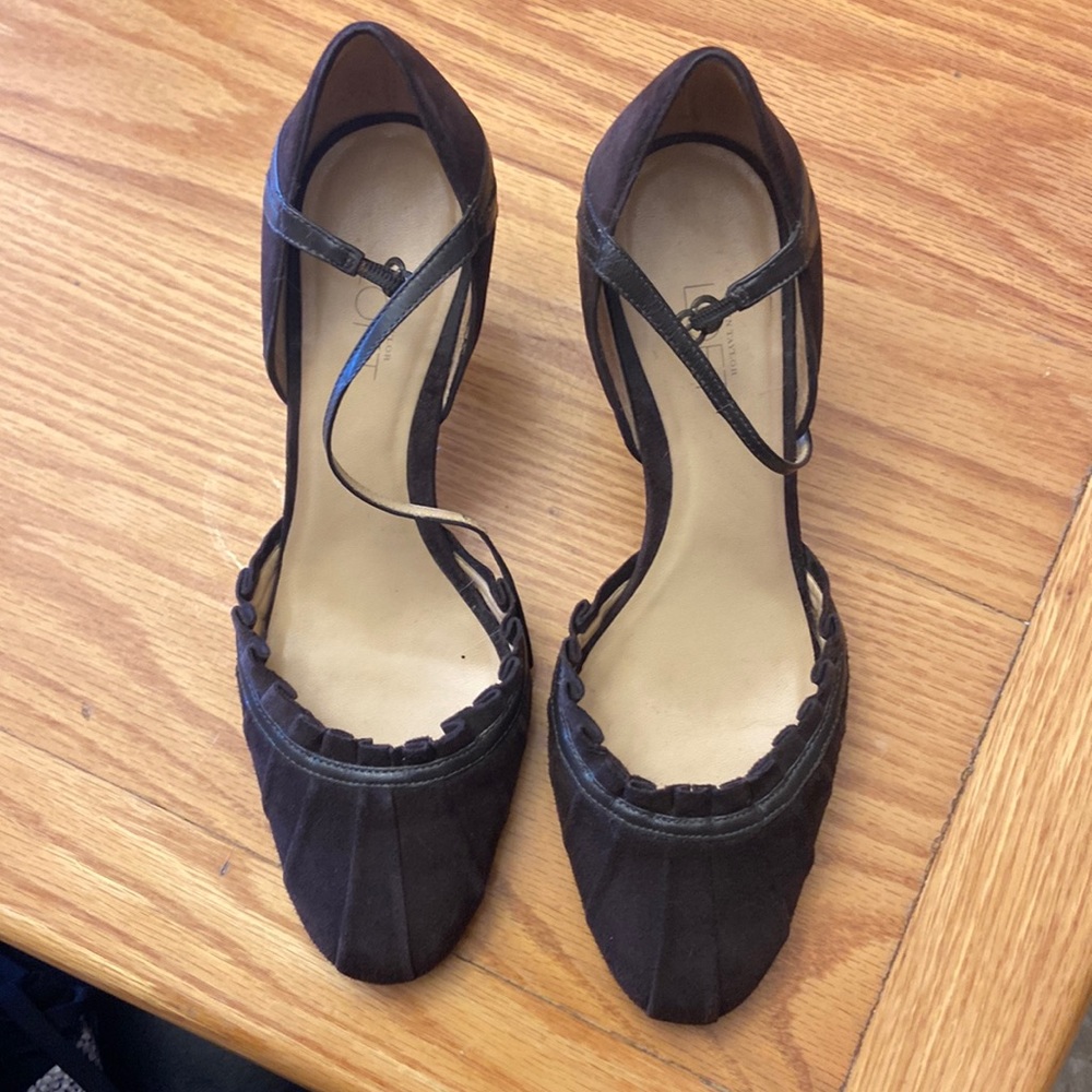 Ann Taylor Loft Suede Pumps